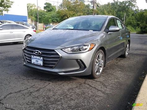 2018 hyundai elantra gray